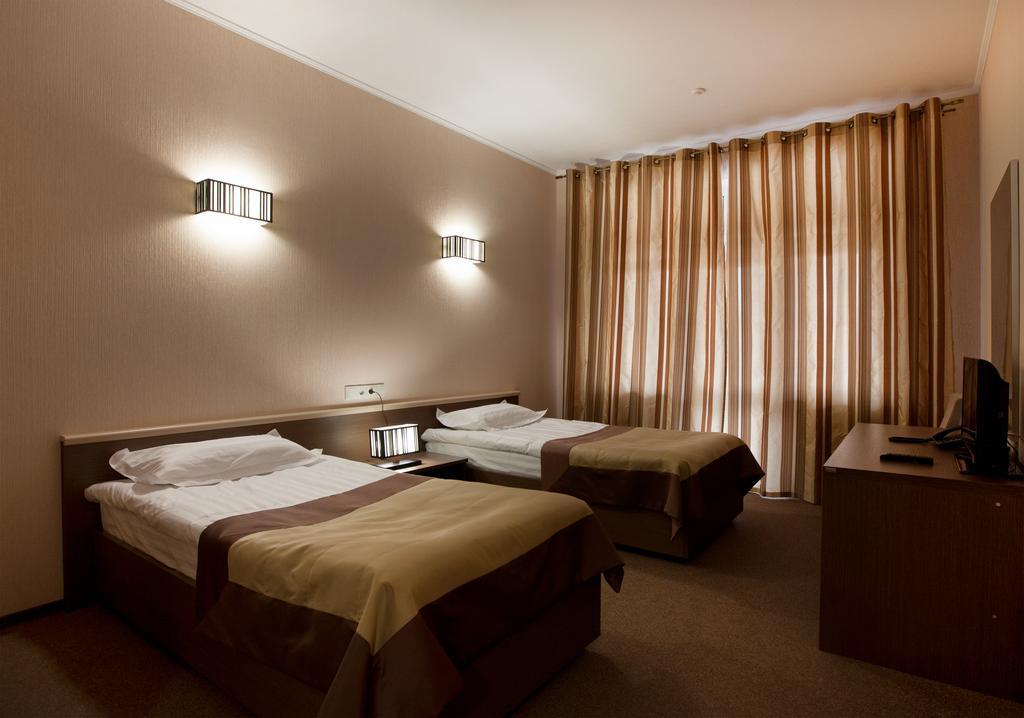 Belle Royalle Lisarnya Zimmer foto